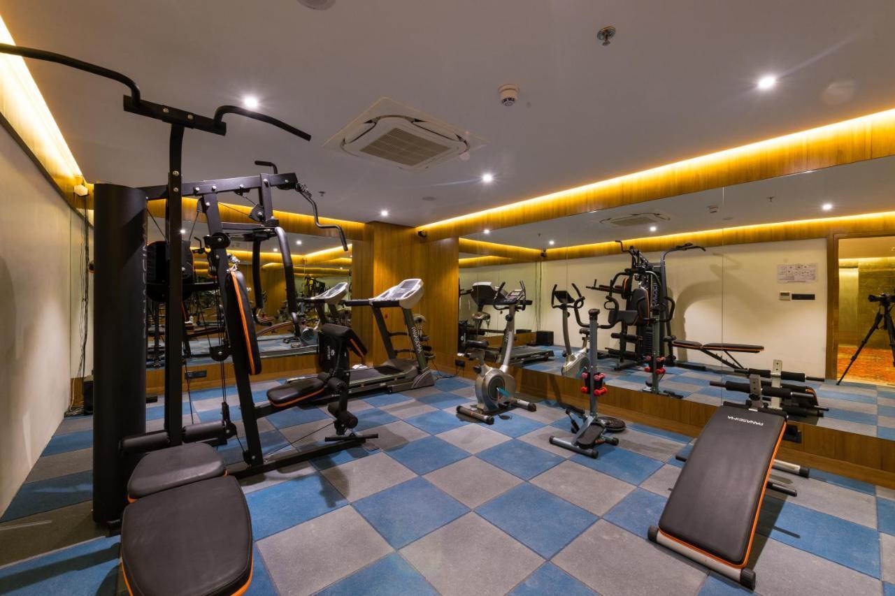 The Fern Residency, Jamnagar Hotel Bagian luar foto