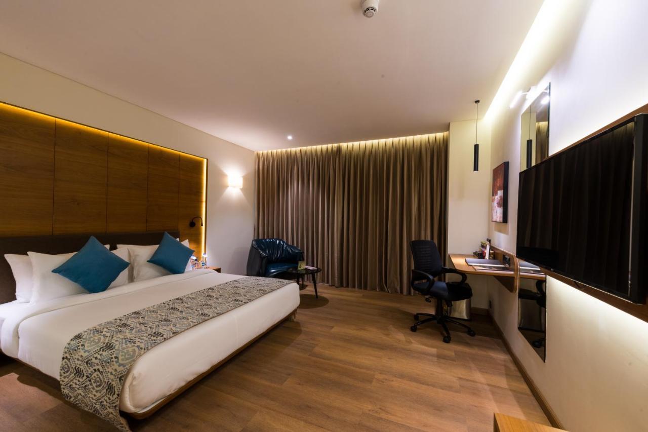 The Fern Residency, Jamnagar Hotel Bagian luar foto