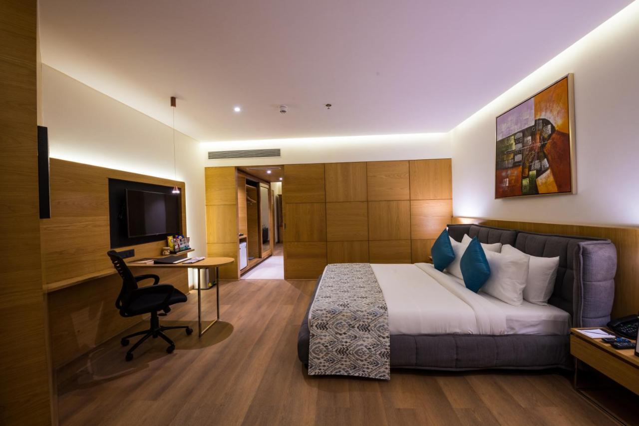 The Fern Residency, Jamnagar Hotel Bagian luar foto